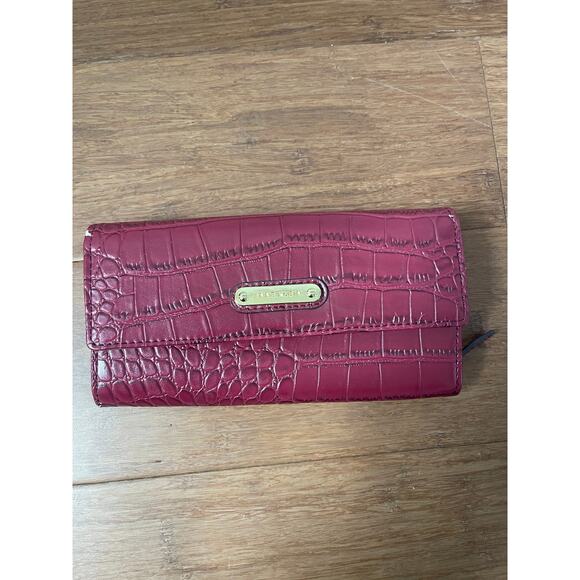 Anne Klein Burgundy Faux Snake Skin Pattern Leather Wallet - Picture 1 of 7